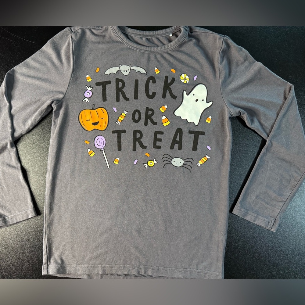 Little Sleepies Gray Trick or Treat Kids Shirt